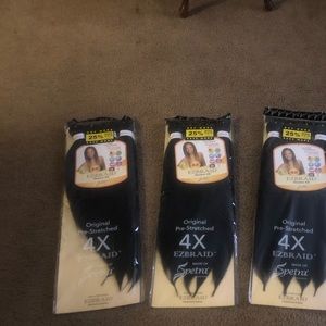 Braiding hair and rubber bands